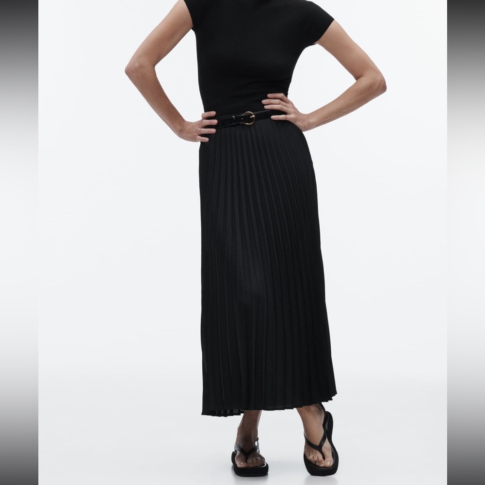 ZARA PLEATED MIDI SKIRT
